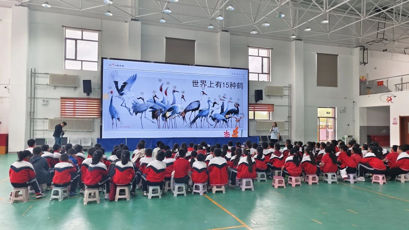 乌拉盖管理区开展5・22国际生物多样性日青少年科普活动