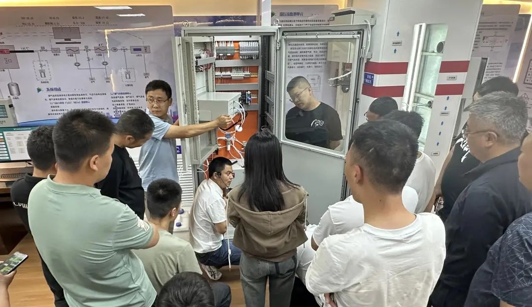赌球网站构建政企协同治污“智慧中枢”赋能绿色未来